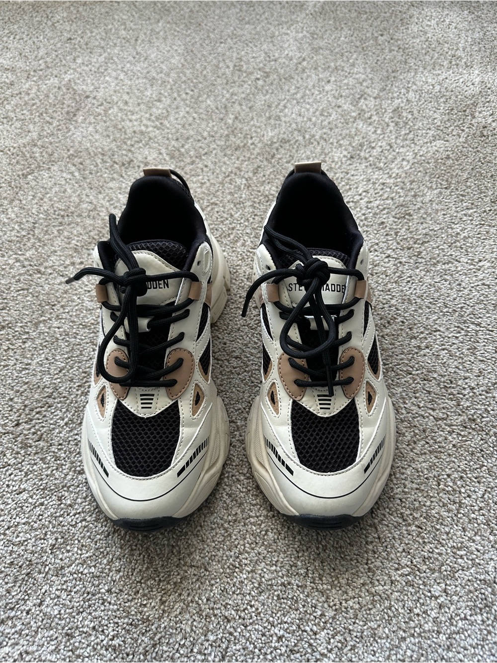 Steve Madden Sneakers